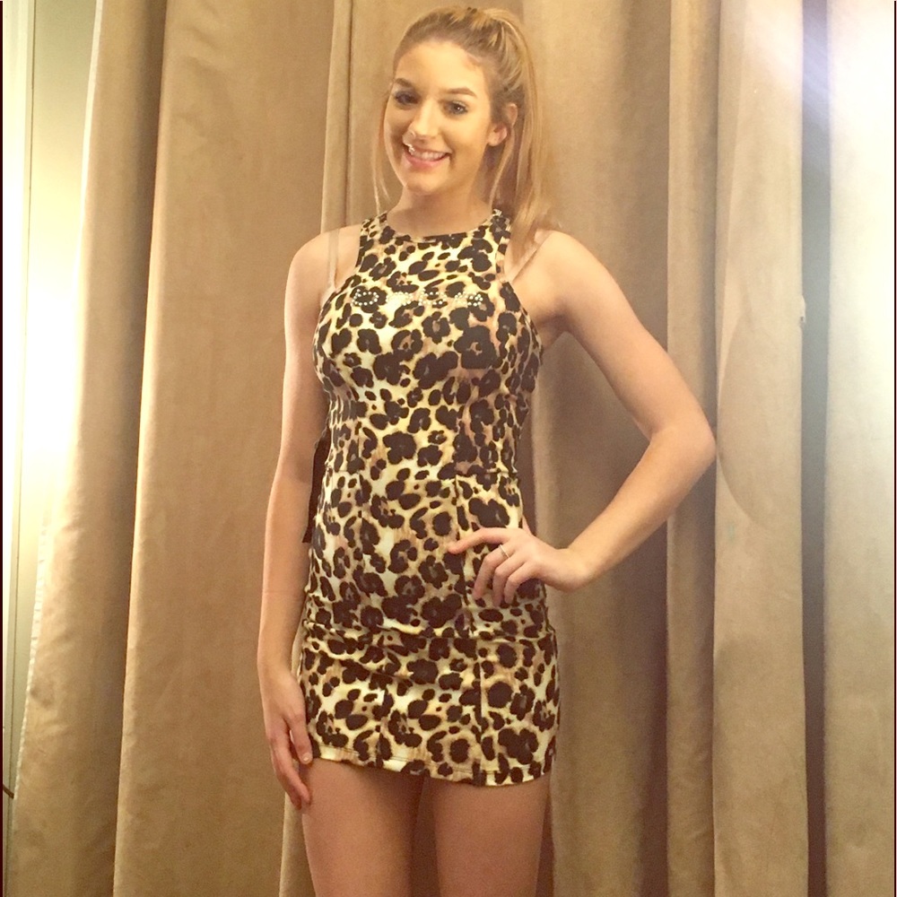 Bebe leopard dress